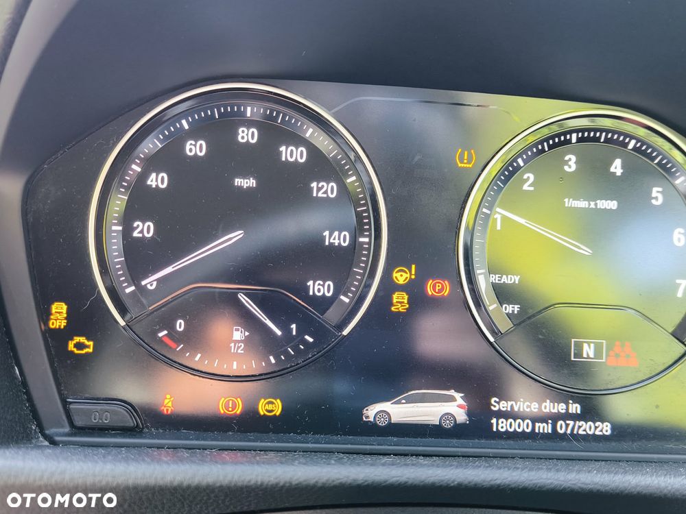 BMW Seria 2 218i - 6