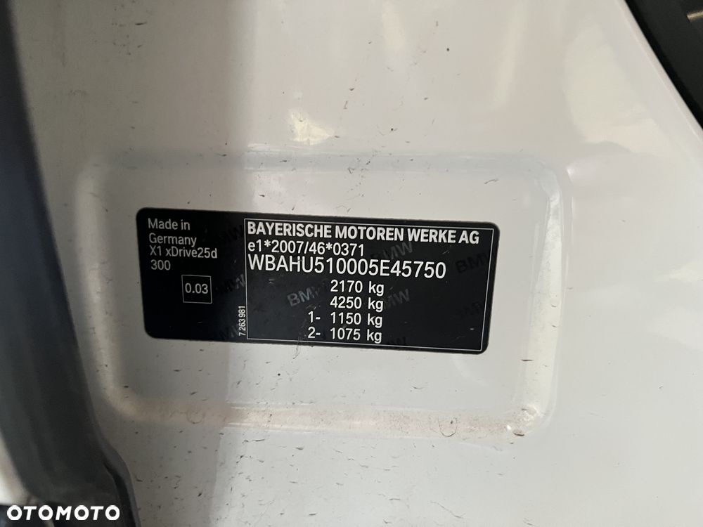 BMW X1 xDrive25d Sport Line - 37