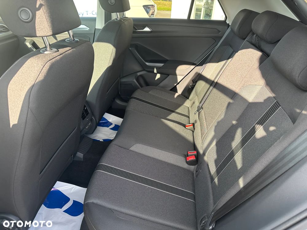 Volkswagen T-Roc ver-1-5-tsi-life-plus-dsg - 18