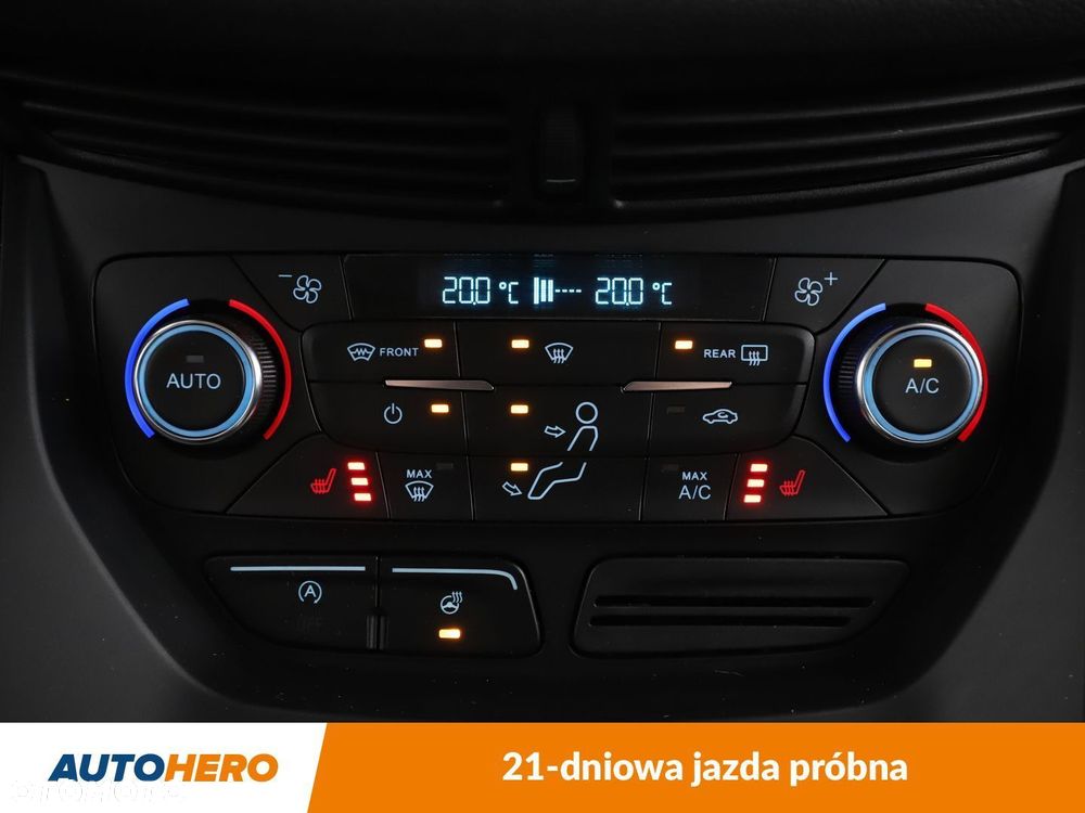 Ford Kuga - 26