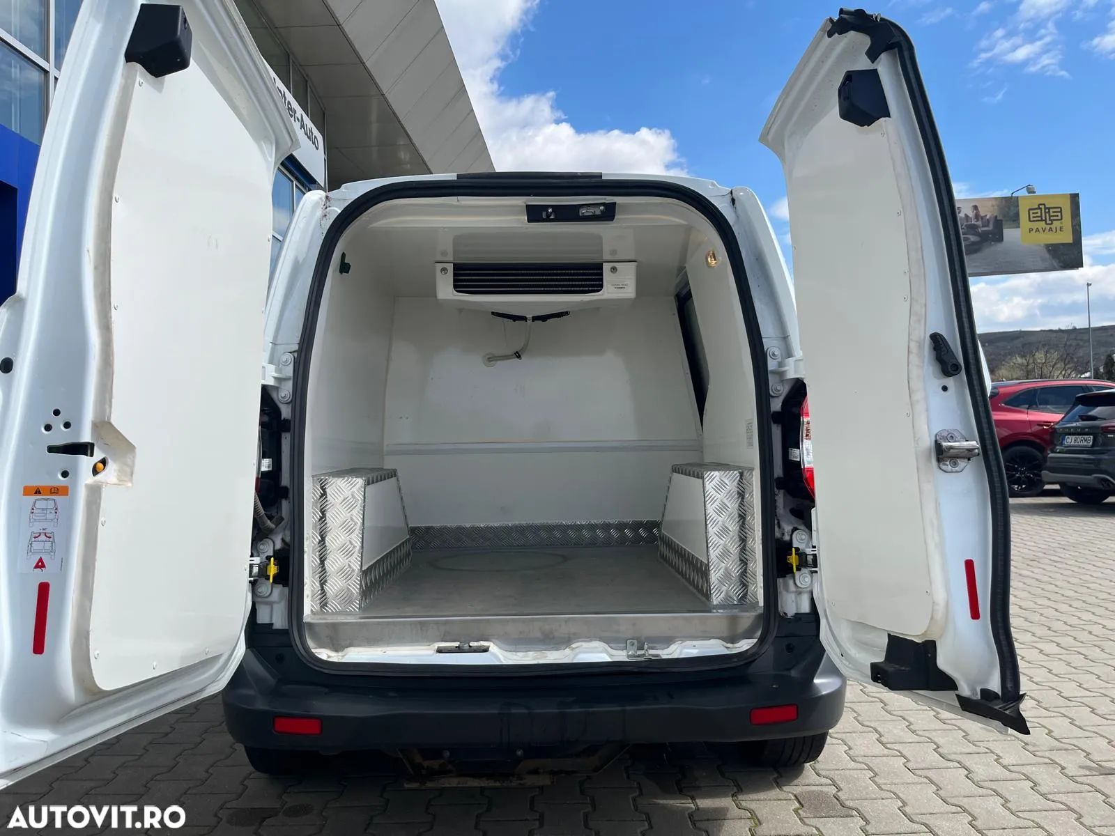 Ford Transit Courier - 1