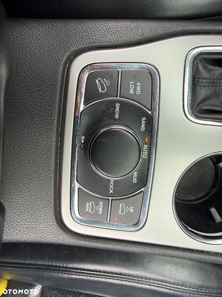 Jeep Grand Cherokee 3.0 CRD Overland EU6 - 23