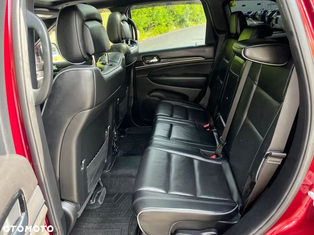 Jeep Grand Cherokee - 17
