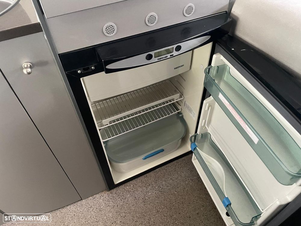 Adria Twin SP Titan - Autocaravana - 22