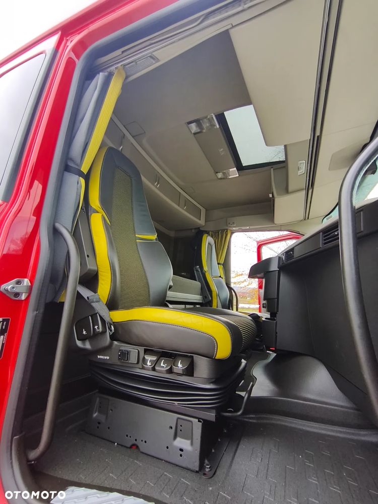 Volvo FH-16 / 750 KM / 6 x 4 / 217000 km - 25