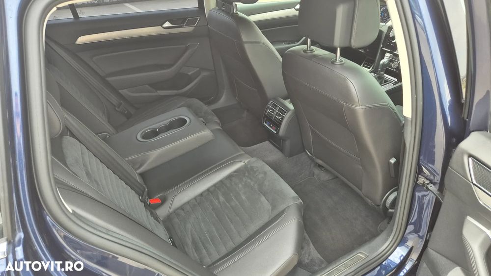 Volkswagen Passat 2.0 TDI DSG Highline - 14