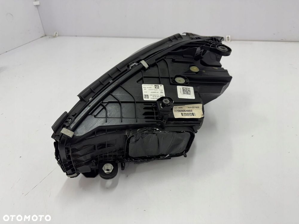 LAMPY PRZEDNIE PRZÓD MERCEDES C KLASA W206 A206 LED PERFORMANCE - 4