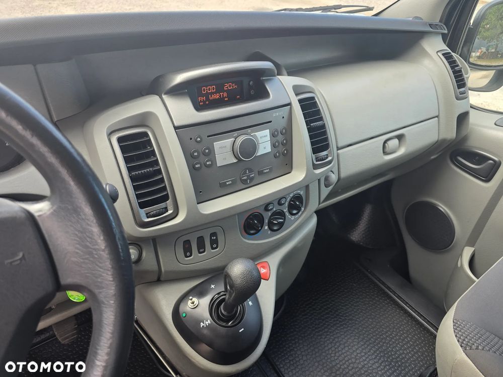 Opel Vivaro - 29