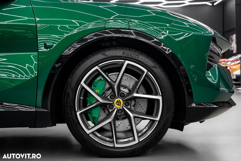 Lotus Eletre 900 Sport Carbon - 9