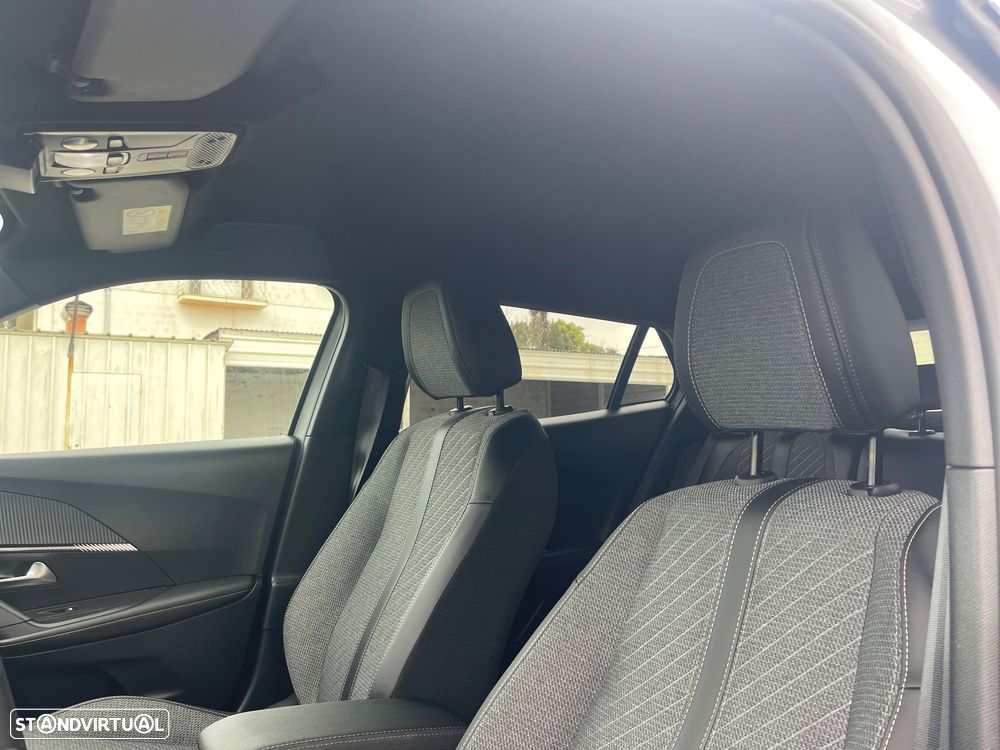 Peugeot 2008 Hybrid 145 e-DSC Allure - 11