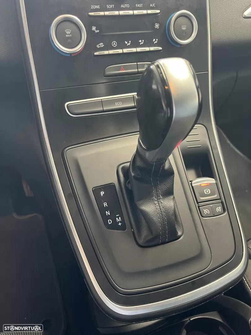 Renault Scénic ENERGY dCi 110 EDC LIMITED - 32