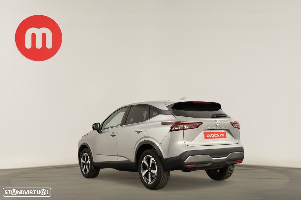 Nissan Qashqai 1.3 DIG-T N-Connecta Xtronic - 3