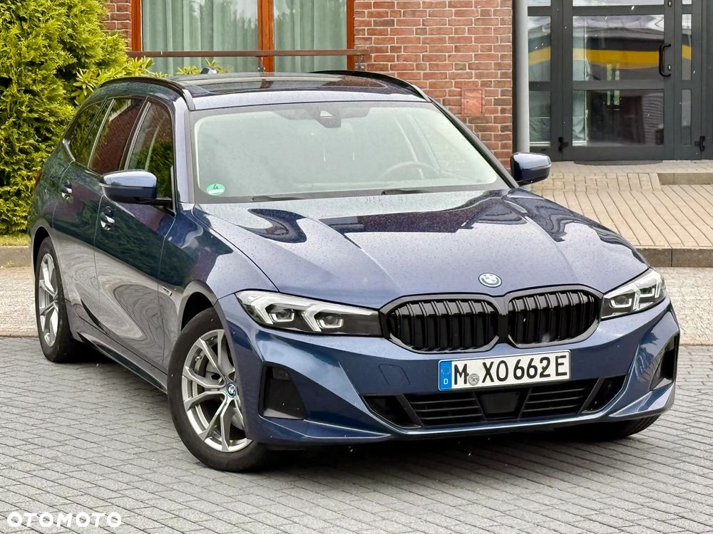 BMW Seria 3 320e M Sport - 8