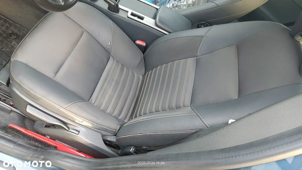 Volvo V50 1.6 Momentum - 12