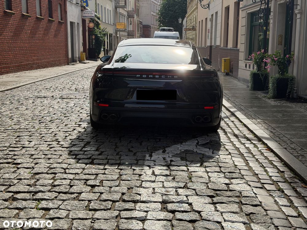 Porsche Panamera - 3