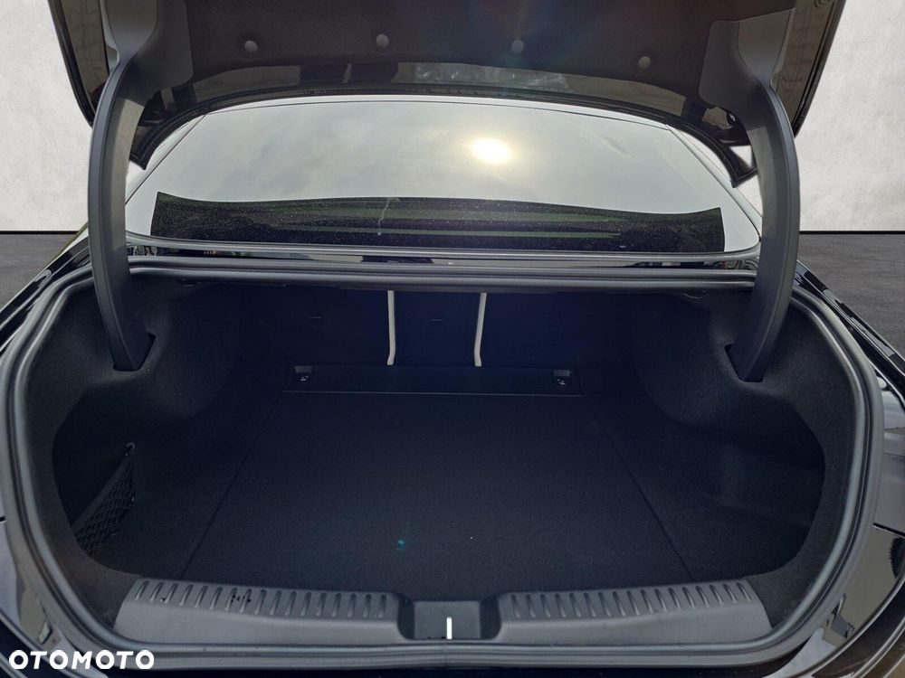 Mercedes-Benz CLA - 17