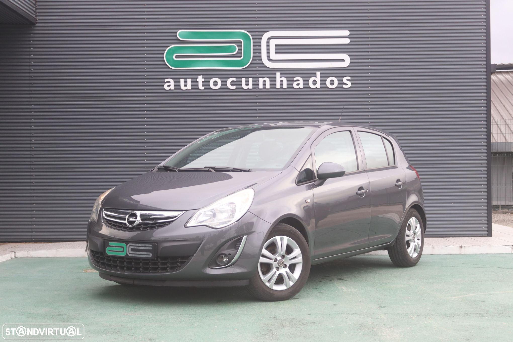 Opel Corsa 1.2 Enjoy - 3