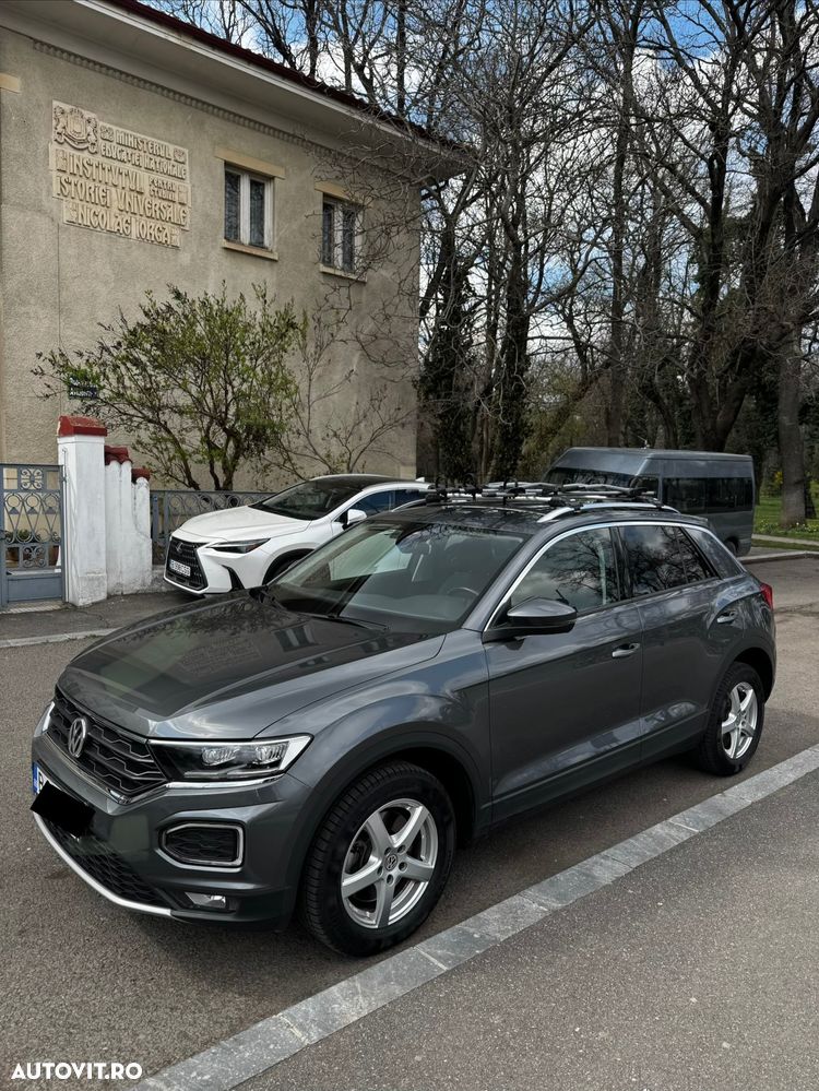 Volkswagen T-Roc - 4