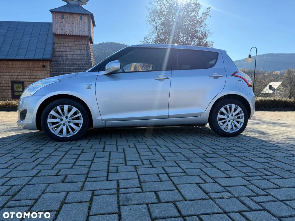 Suzuki Swift 1.3 DDiS 16v GLX DPF - 4