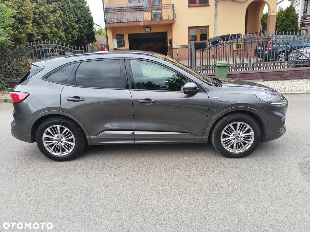 Ford Kuga 2.0 EcoBlue 4x4 ST-LINE X - 23