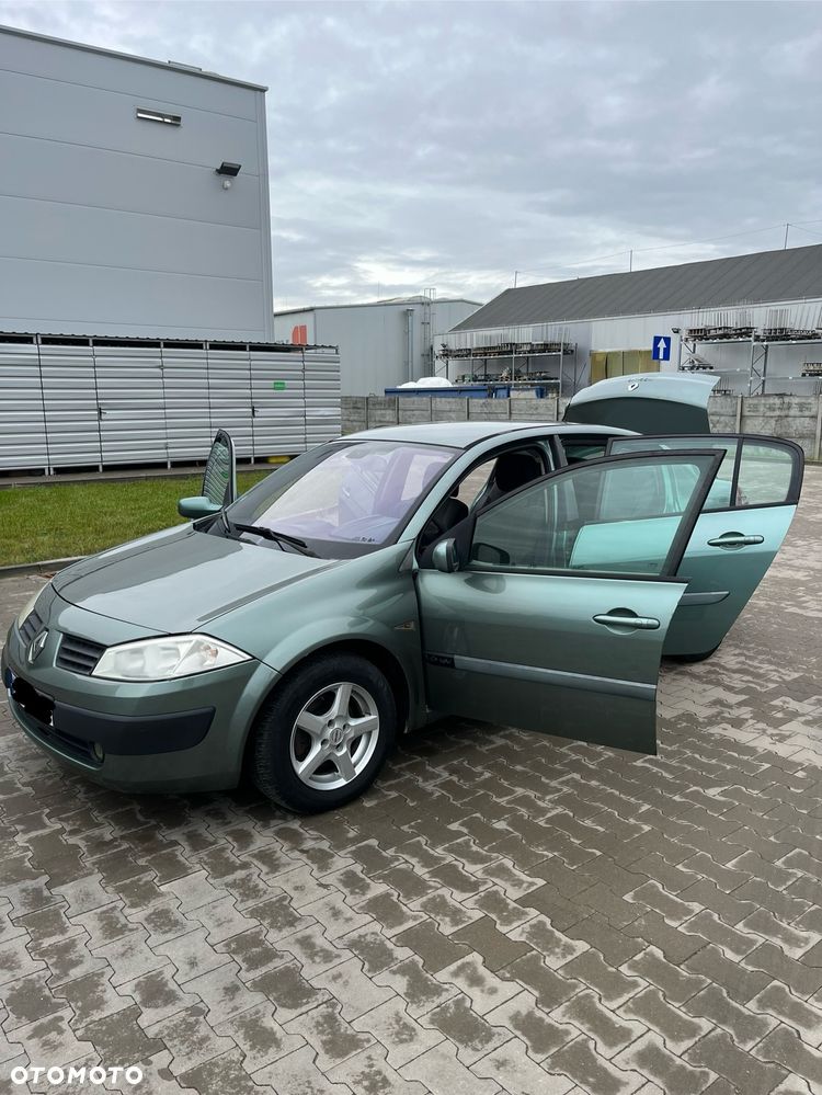 Renault Megane 1.6 Confort Privilege - 9