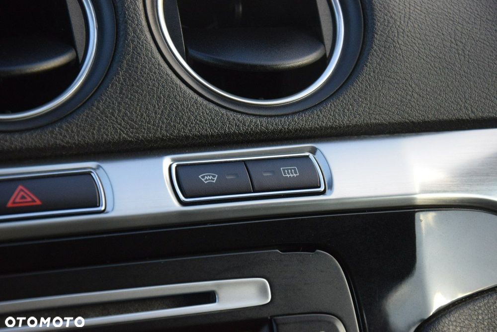 Ford S-Max 2.0 TDCi Titanium - 37