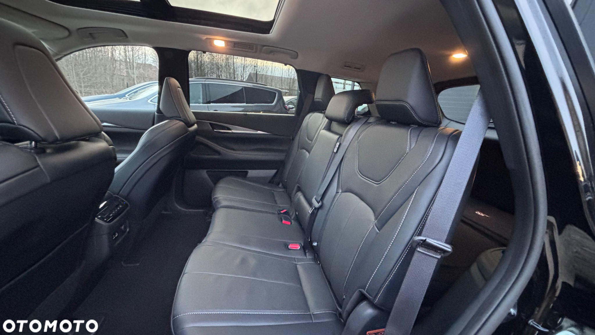 Infiniti QX60 - 25