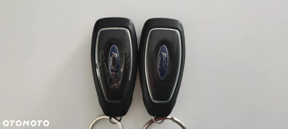 Ford Focus 1.6 EcoBoost Titanium - 21