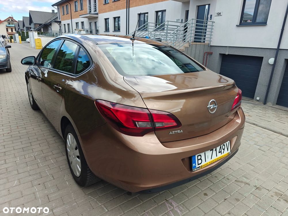 Opel Astra - 13