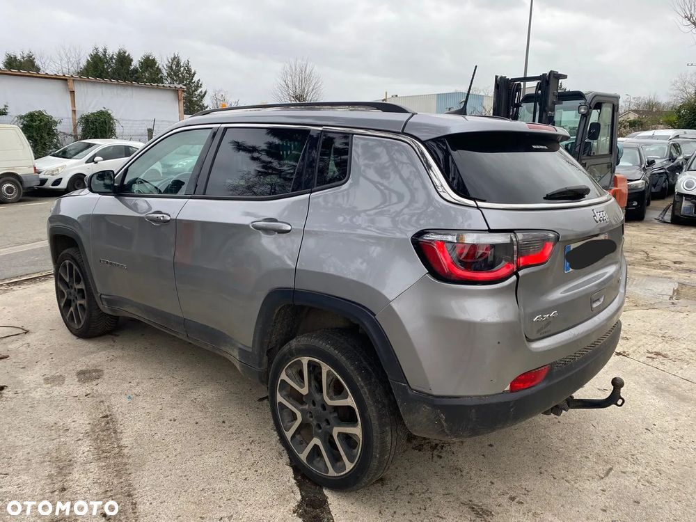 Jeep Compass 2.0 MultiJet Active Drive Automatik Limited - 3
