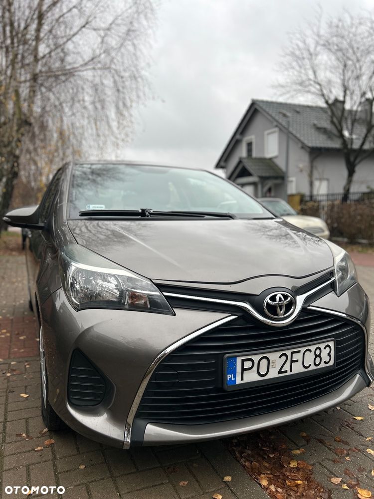 Toyota Yaris 1.0 Life EU6 - 7