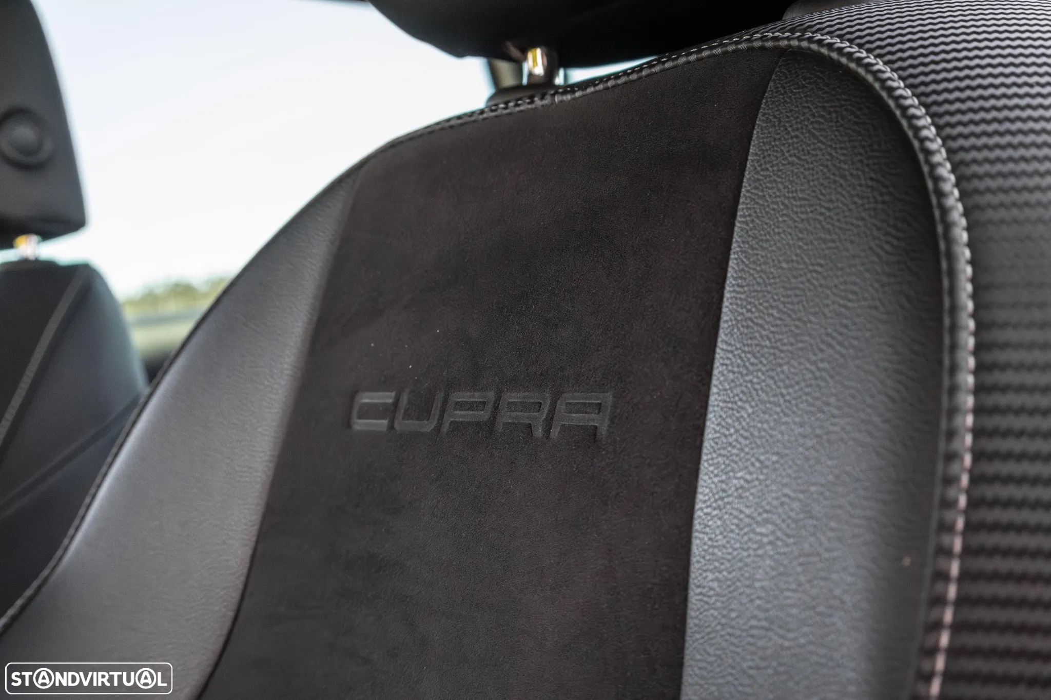 SEAT Leon 2.0 TSI S&S DSG Cupra 300 - 23