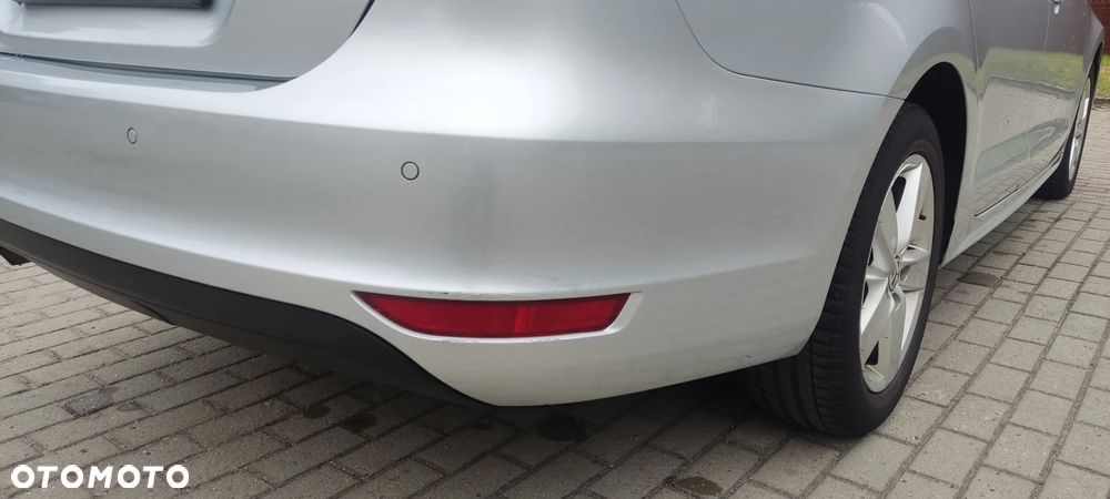 Volkswagen Jetta 2.0 TDI DPF Comfortline - 23
