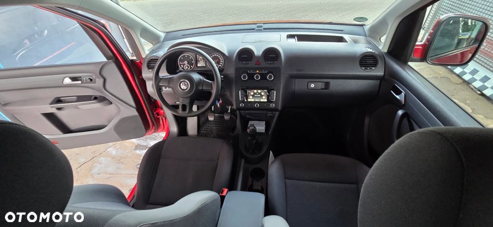 Volkswagen Caddy 1.6 (7-Si.) Edition 30 - 32