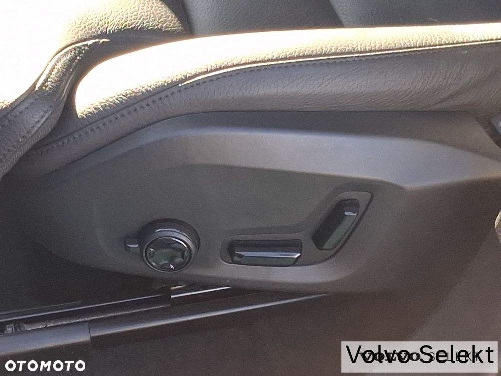 Volvo XC 60 - 20