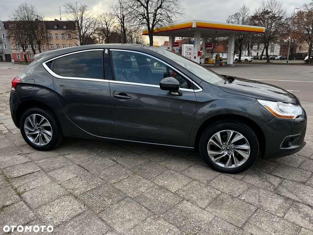 Citroën DS4 2.0 BlueHDi SportChic S&S - 17