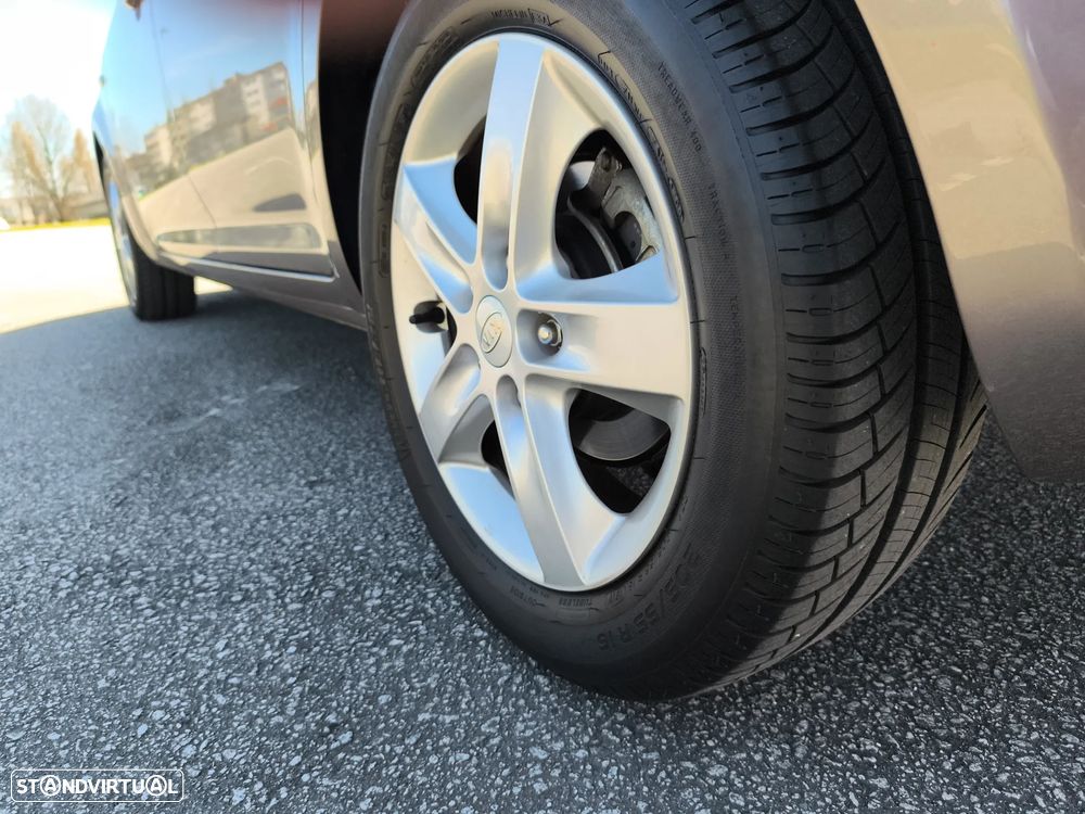 Kia Ceed 1.4 CVVT EX ISG - 31