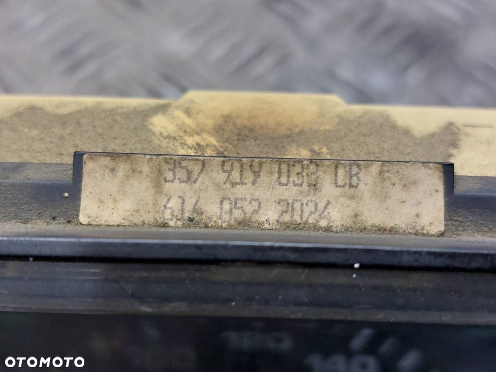 LICZNIK ZEGARY VOLKSWAGEN TRANSPORTER T4 2.4 D 357919033CB 6160522024 - 3