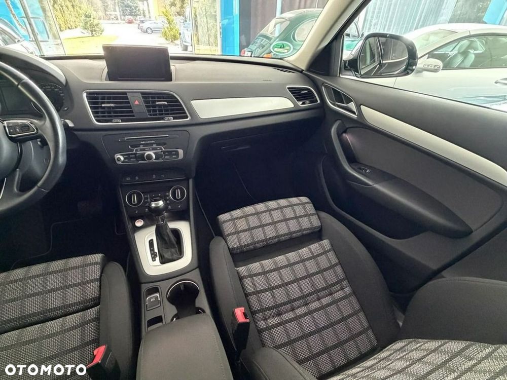 Audi Q3 1.4 TFSI Sport S tronic - 27
