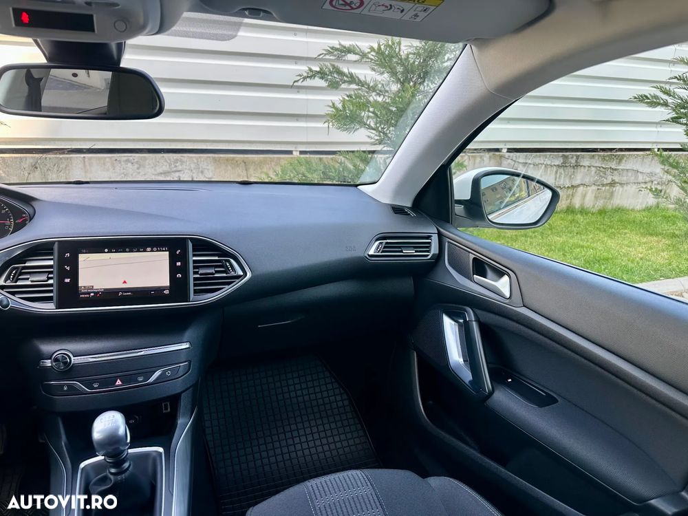 Peugeot 308 - 12