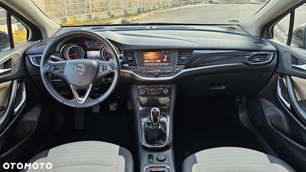 Opel Astra - 10