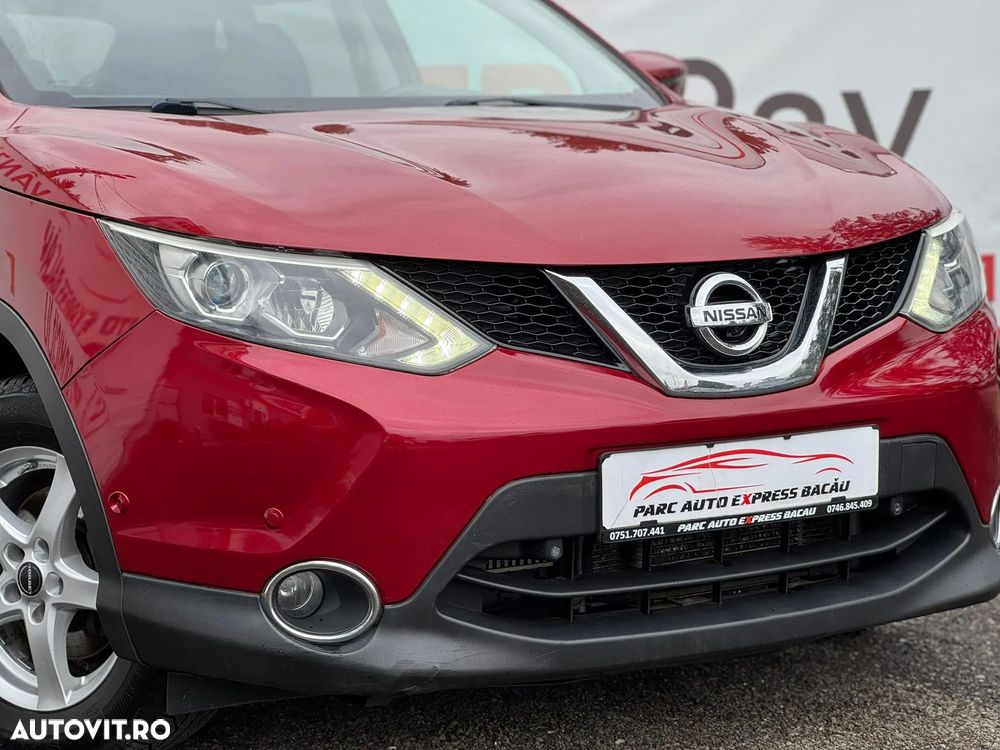 Nissan Qashqai 1.6 DCI Start/Stop X-TRONIC Tekna - 18