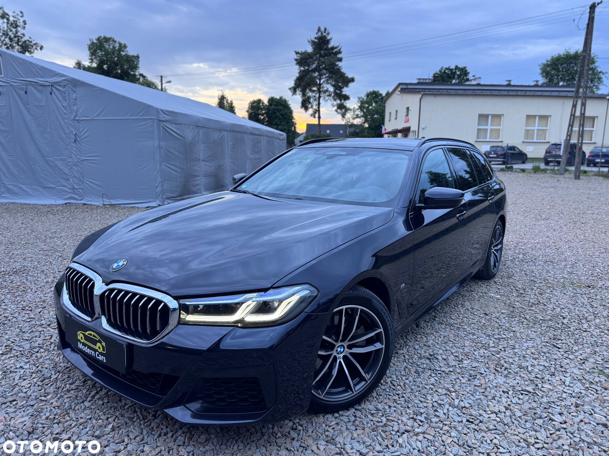 BMW Seria 5 520d xDrive Touring M Sport Edition - 14