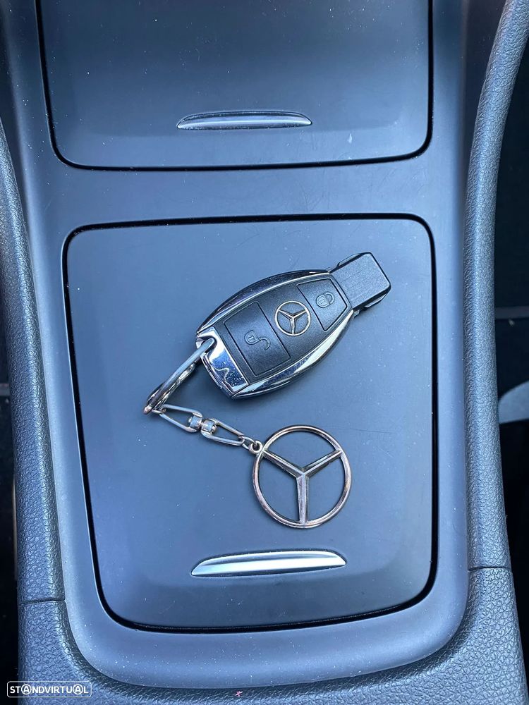 Mercedes-Benz CLA 180 d Shooting Brake AMG Line Aut. - 13