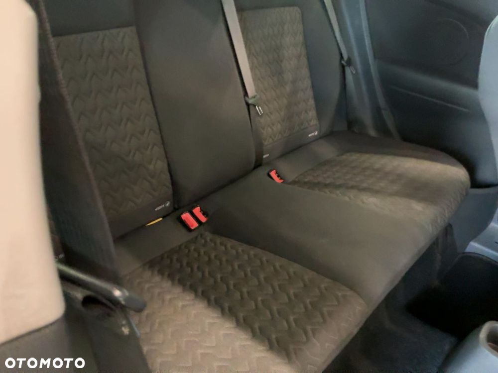 Opel Corsa - 12