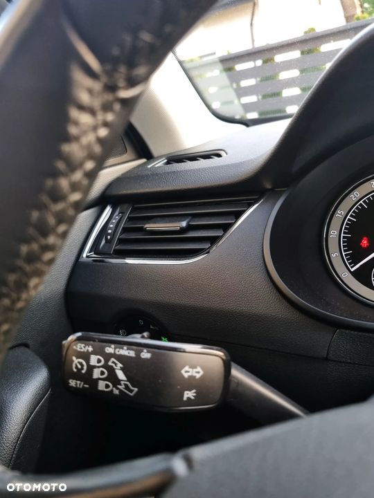 Skoda Octavia 2.0 TDI SCR Style DSG - 20