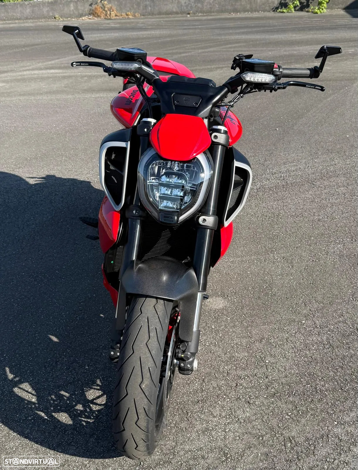 Ducati Diavel V4 RED - 5