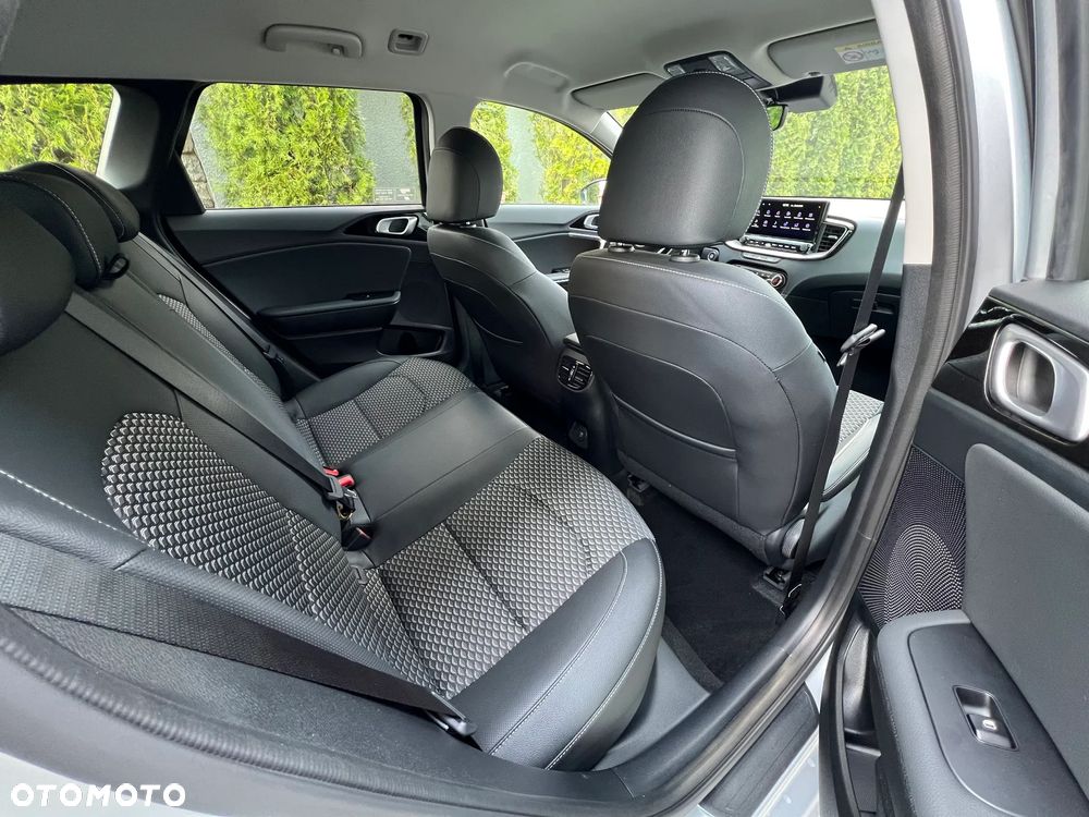 Kia Ceed - 18