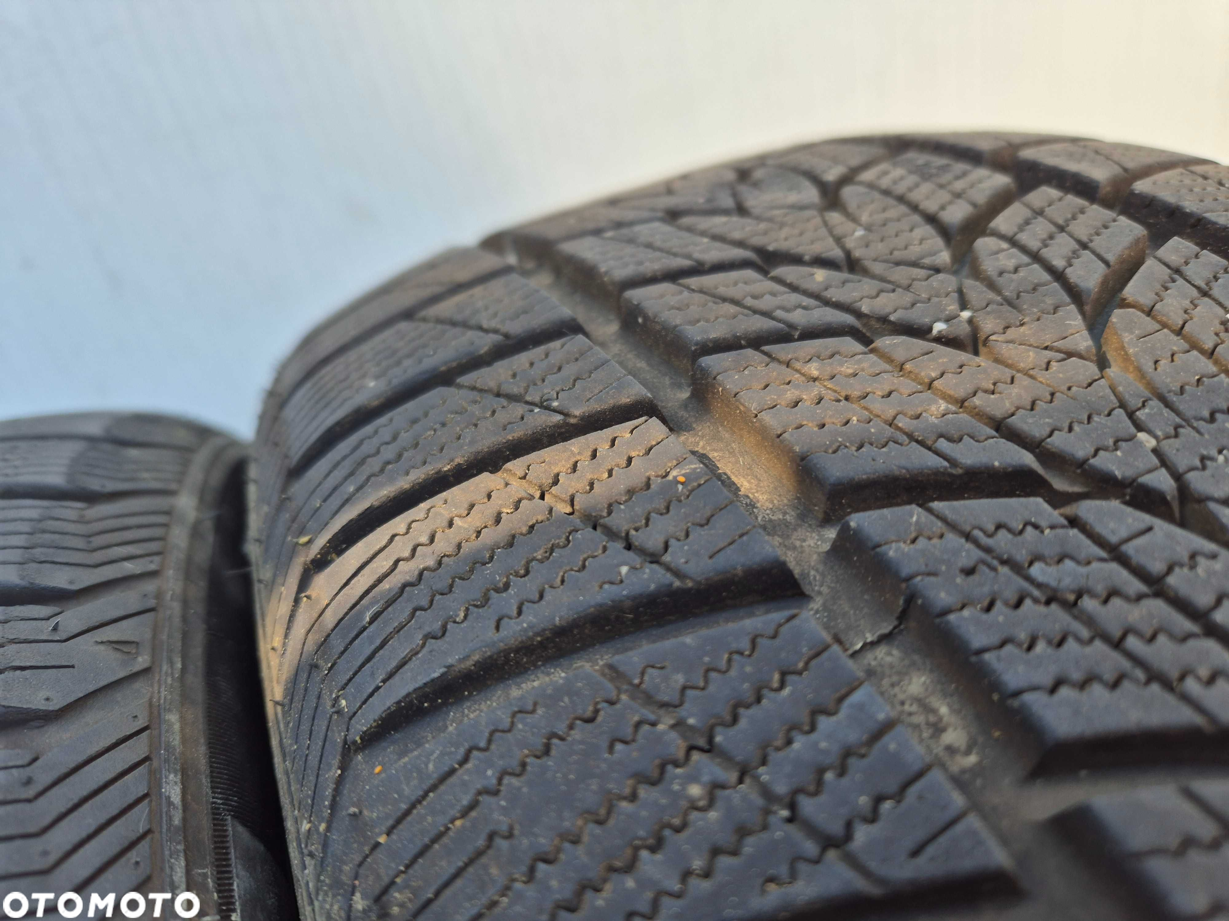 Imperial Snowdragon UHP 225/50r17 98V 2024r 7,5mm XL Rant N3022 - 3