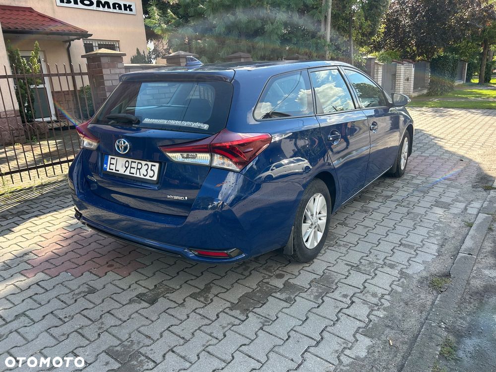 Toyota Auris Hybrid 135 Comfort - 5